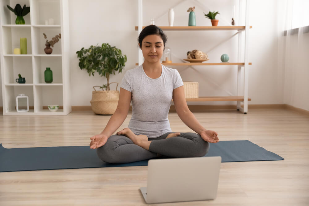The right bend over! 6 yoga asanas for fitness and their benefits