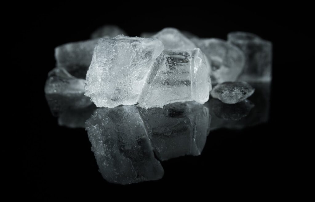 Benefits of ice on skin